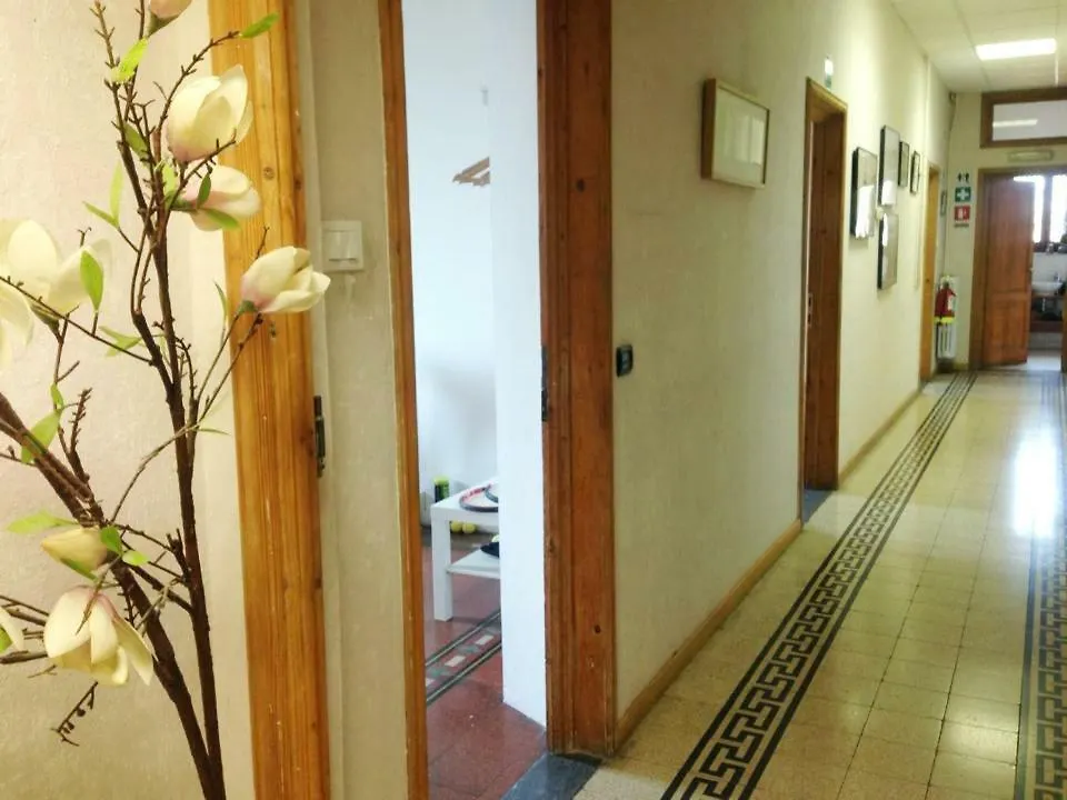 Homestay Cadorna Apartment Florence